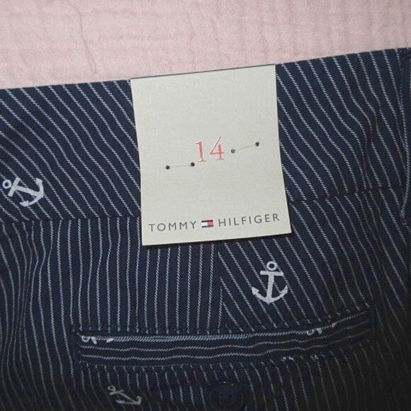 Tommy Hilfiger Shorts Women 14 Striped Anchors Twill Mid Rise Nautical Sail NWT - Picture 8 of 10